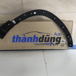 ốp phồng tai xe trước xe hyundai santafe 2019