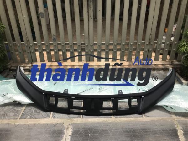 cản trước dưới xe hyundai santafe 2019