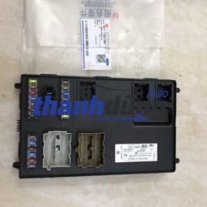 hộp cầu chì trong xe ford transit