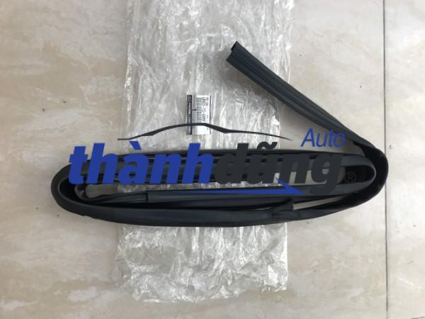 gioăng kính cửa sau phải ford ranger