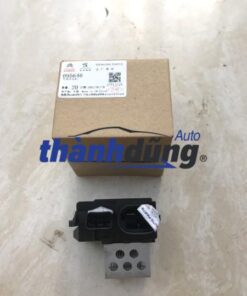 trở quạt két nước peugeot 307