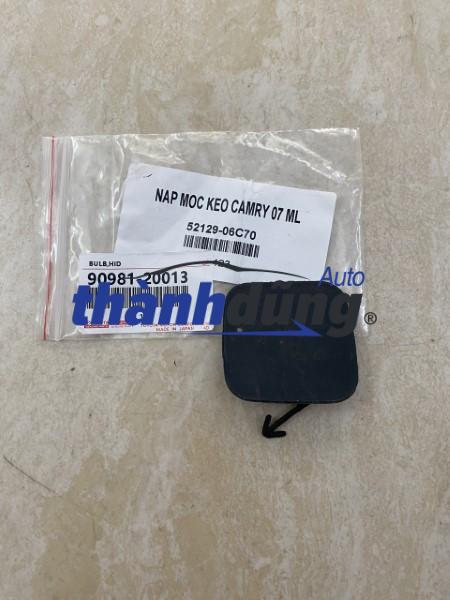 nắp móc kéo xe toyota camry 2007