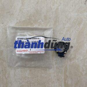 vành bắt cảm biến báo lùi toyota camry