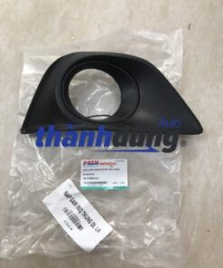 ốp đèn gầm phụ toyota innova