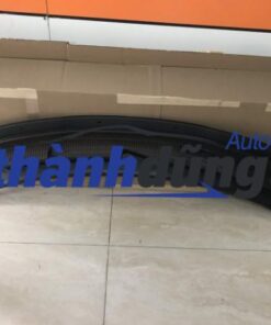 ốp chân kính chắn gió ford explorer