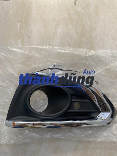 ốp đèn cản trước peugeot 3008