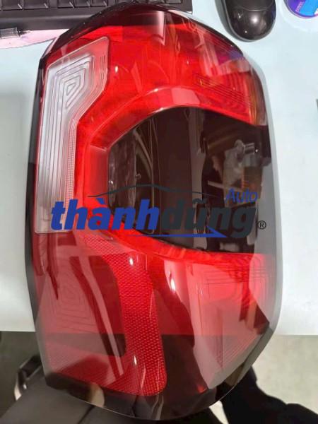 vỏ đèn hậu ford ranger 2023