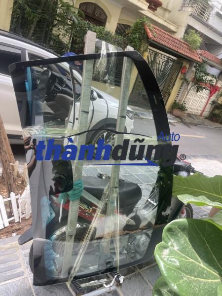 KÍNH CHẮN GIÓ HYUNDAI TUCSON | 86111D3000