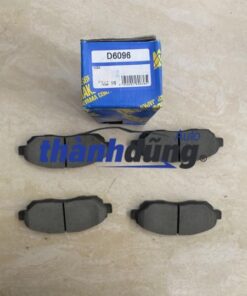 bố thắng trước mitsubishi jolie