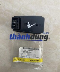 công tắc nâng kính trước phụ daweoo magnus