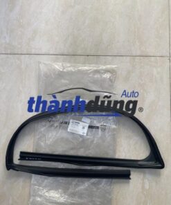 gioăng lên kính mazda 3 2015