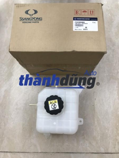 bình nước phụ ssangyong tivoli 2018