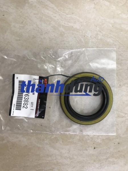 phớt láp ngoài cầu sau mitsubishi pajero sport