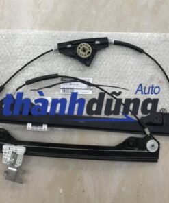 compa lên kính trước phải nissan teana