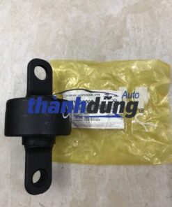 cao su càng a cầu sau xe hyundai i30