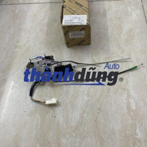 ổ ngậm cốp hậu xe toyota fortuner 2010