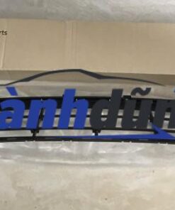 lưới cản trước hyundai santafe 2019