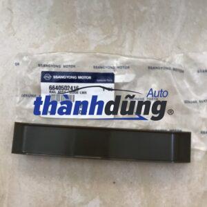 tỳ cam thẳng ssangyong rexton