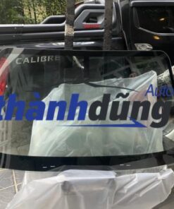 kính chắn gió trước nissan navara d23m 2017