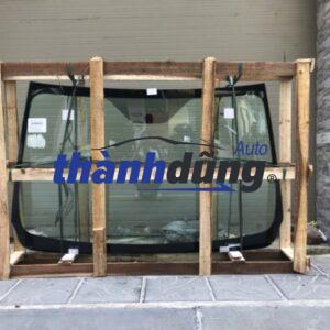 kính chắn gió trước ford everest 2015