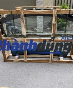 kính chắn gió trước hyundai solaris 2019