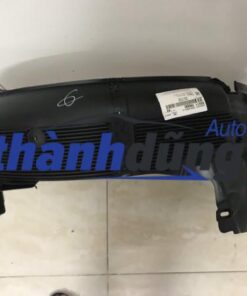 chắn bùn lòng dè trước trái hyundai accent 2012