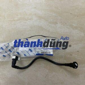 tuy ô dẫn xăng ford focus 2008