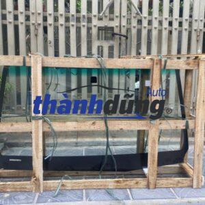 kính chắn gió xe toyota veloz 2022