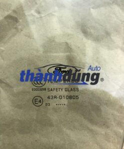 kính cánh cửa trước ford fiesta 2014