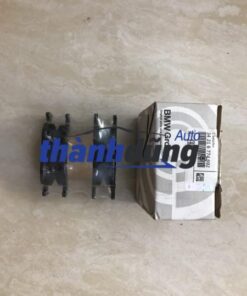 bố thắng sau bmw 318