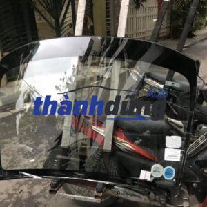 kính chắn gió trước xe nissan rogue 2017