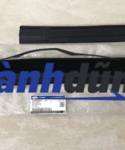 gioăng trượt kính trước trái ford ecosport 2017