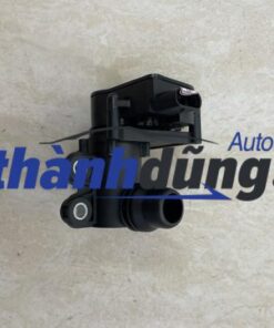 van chia nước nóng mercedes glc350 2024