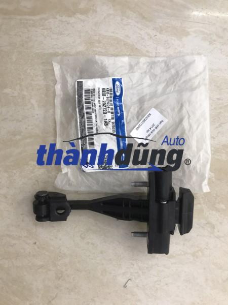 hạn chế cánh cửa sau phải ford ranger 2017