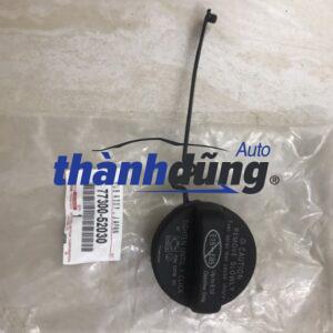 nắp bình xăng trong toyota fortuner 2006-2015 | 7730052030