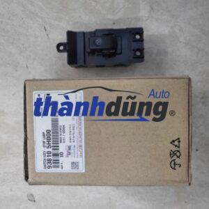 CÔNG TẮC LÊN KÍNH PHẢI HYUNDAI HD78 | 936925H010