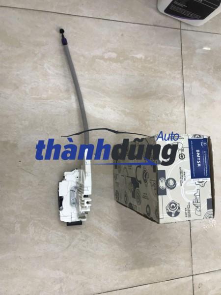Ổ NGẬM KHÓA CỬA MERCEDES C350 2008-2014 | 2047201535