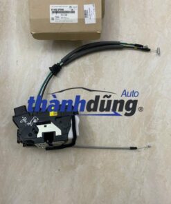 Ổ NGẬM KHÓA CỬA SAU XE KIA SORENTO 2012 | 814202P000