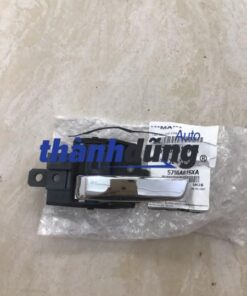 tay mở cửa trong trước trái mitsubishi mirage 2016