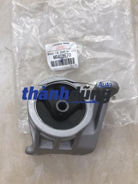 chân máy hộp số xe mitsubishi lancer 2006