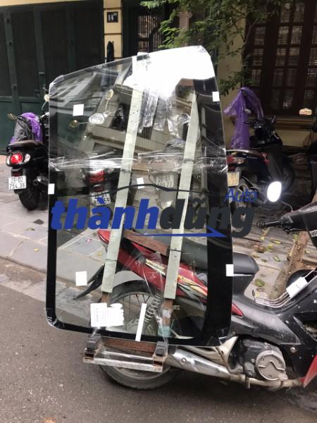 kính chắn gió trước nissan almera 2022 | 72700bm400