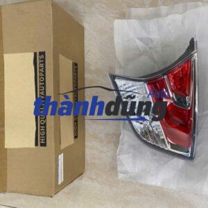 đèn hậu miếng trong nissan xtrail 2018