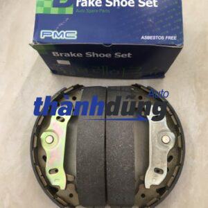 guốc phanh sau kia carnival 2007 | 0k58a2638z