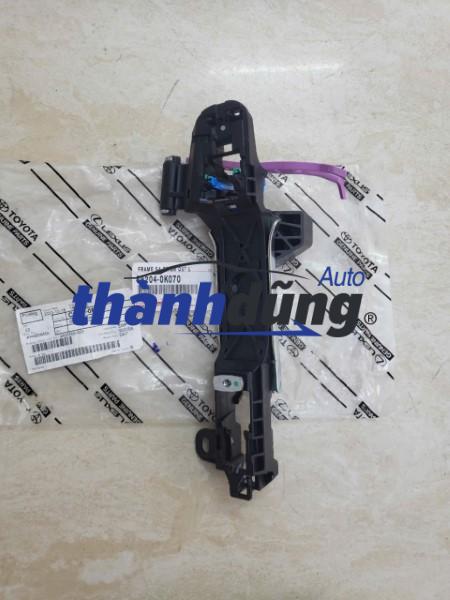XƯƠNG TAY MỞ CỬA NGOÀI TOYOTA FORTUNER | 69204-0K070