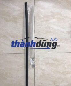 nẹp chân kính trước hyundai accent 2015 | 82220-1r000