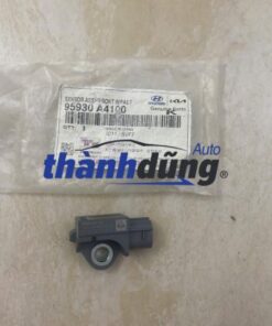 cảm biến va chạm đầu xe kia carens 2012-2018 | 95930a4100