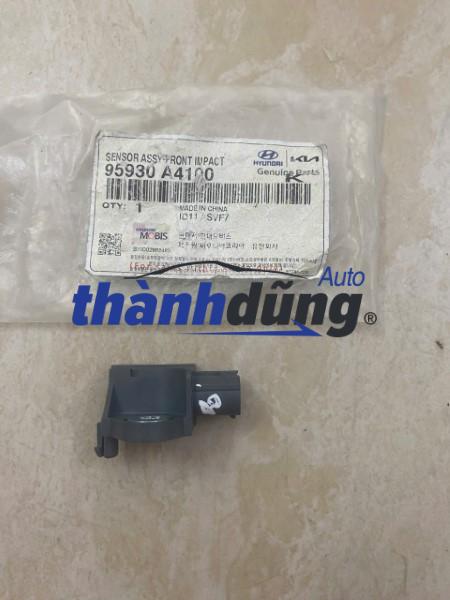 CẢM BIẾN VA CHẠM ĐẦU XE KIA CARENS 2012-2018 | 95930A4100 - Ảnh 2