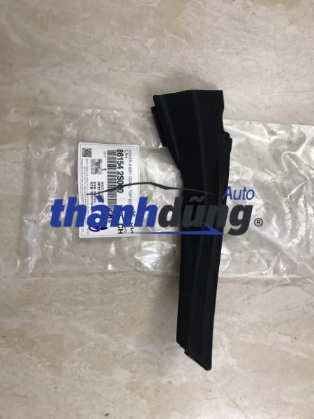 ốp chân kính chắn gió phụ hyundai tucson 2011 | 86154-2s000