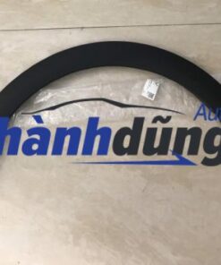 Alternative view of ỐP HÔNG BÁNH SAU TRÁI VINFAST VF34 2023 |  BEX20001161