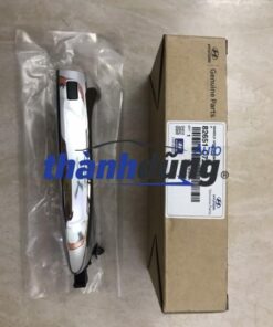 Alternative view of TAY MỞ CỬA TRÁI HYUNDAI I20 2014 |  82651-C7200